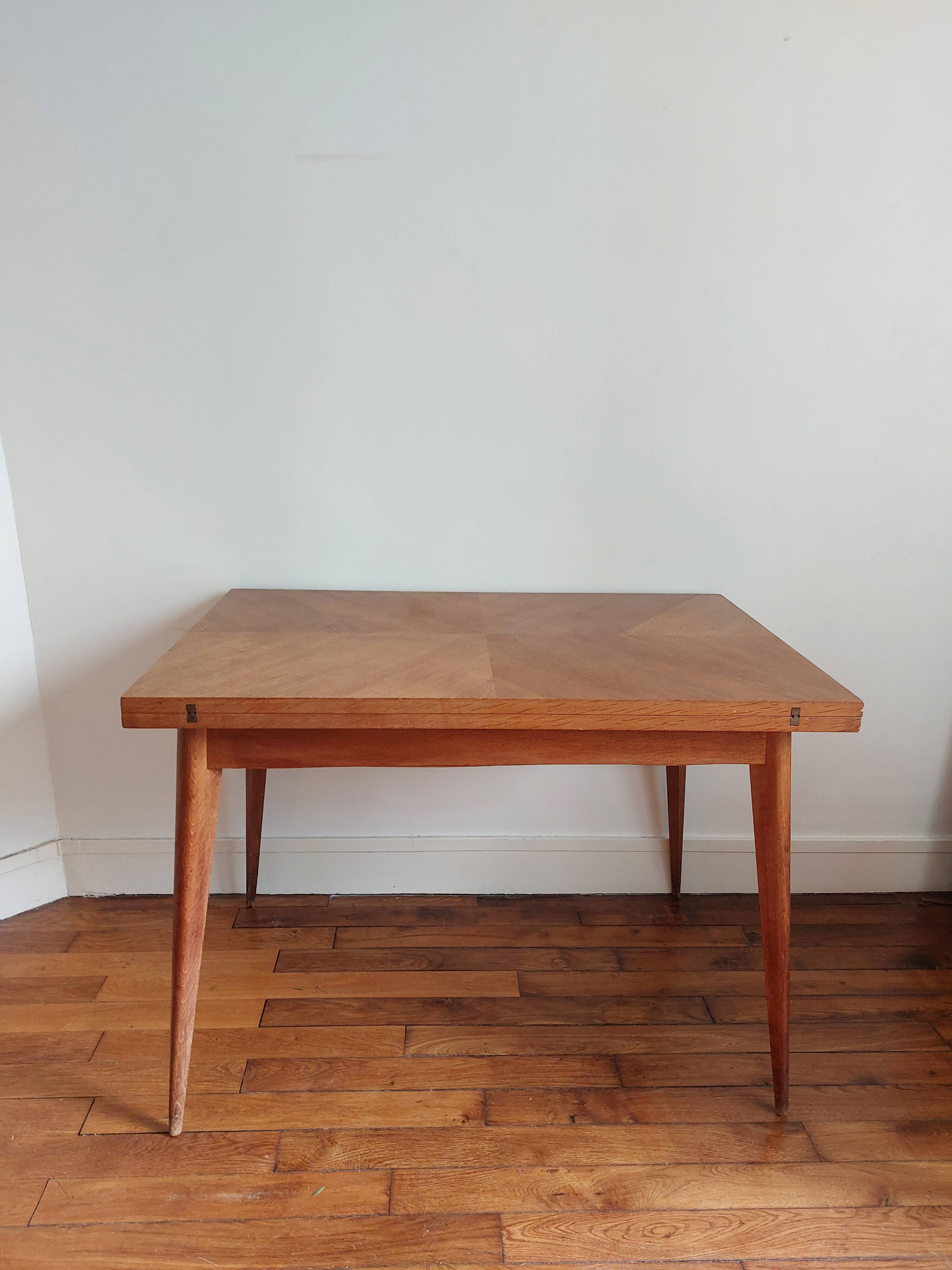 Coffee table feet compass