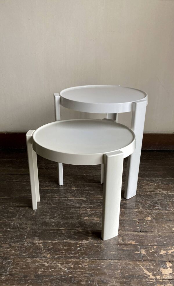 Paire de tables basses gigogne space age design italien  1960 Kastilia