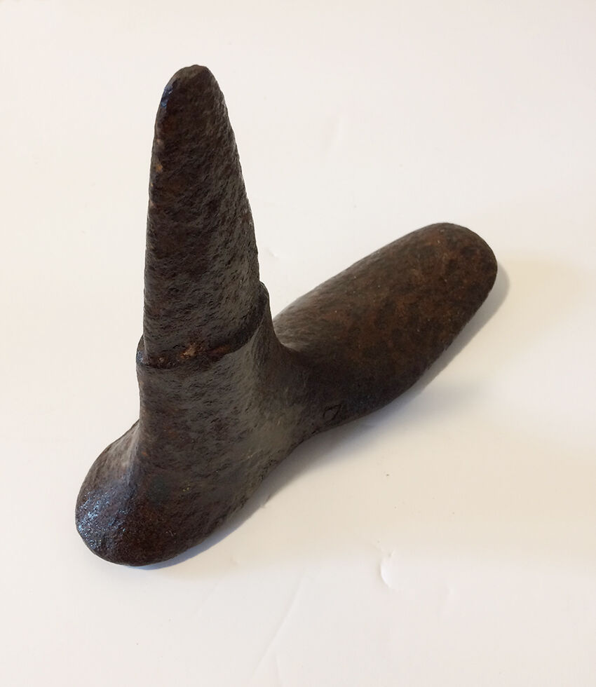 Foot Shoemaker original iron mold