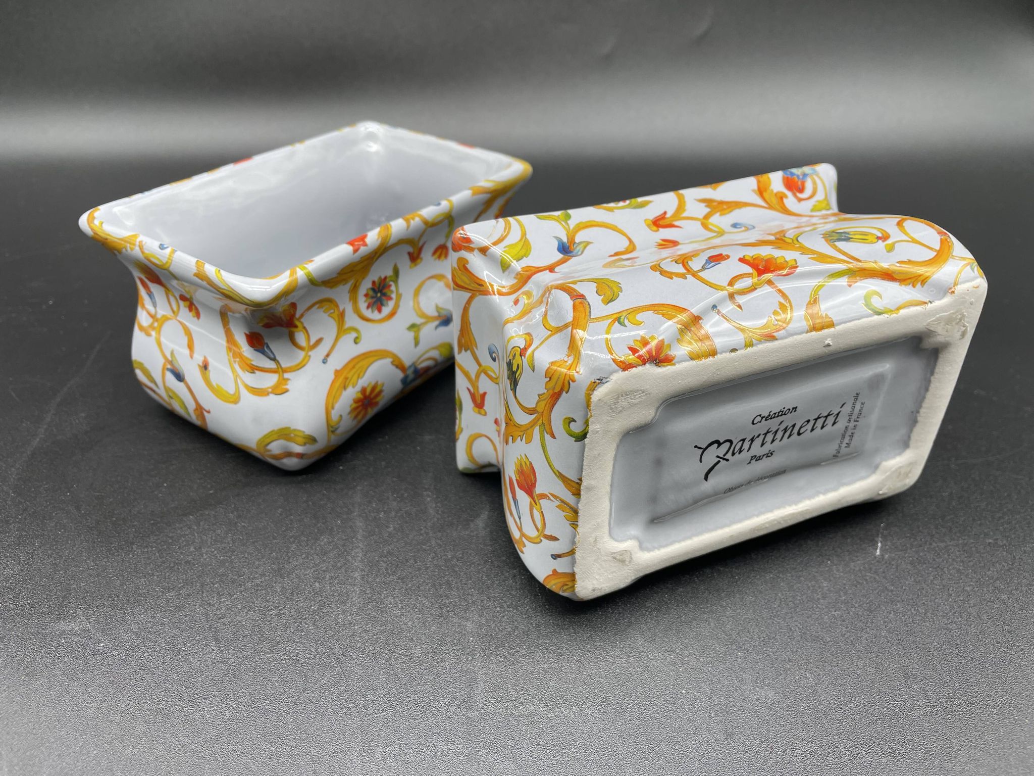 Pair of planters, Martinetti Paris, artisanal porcelain