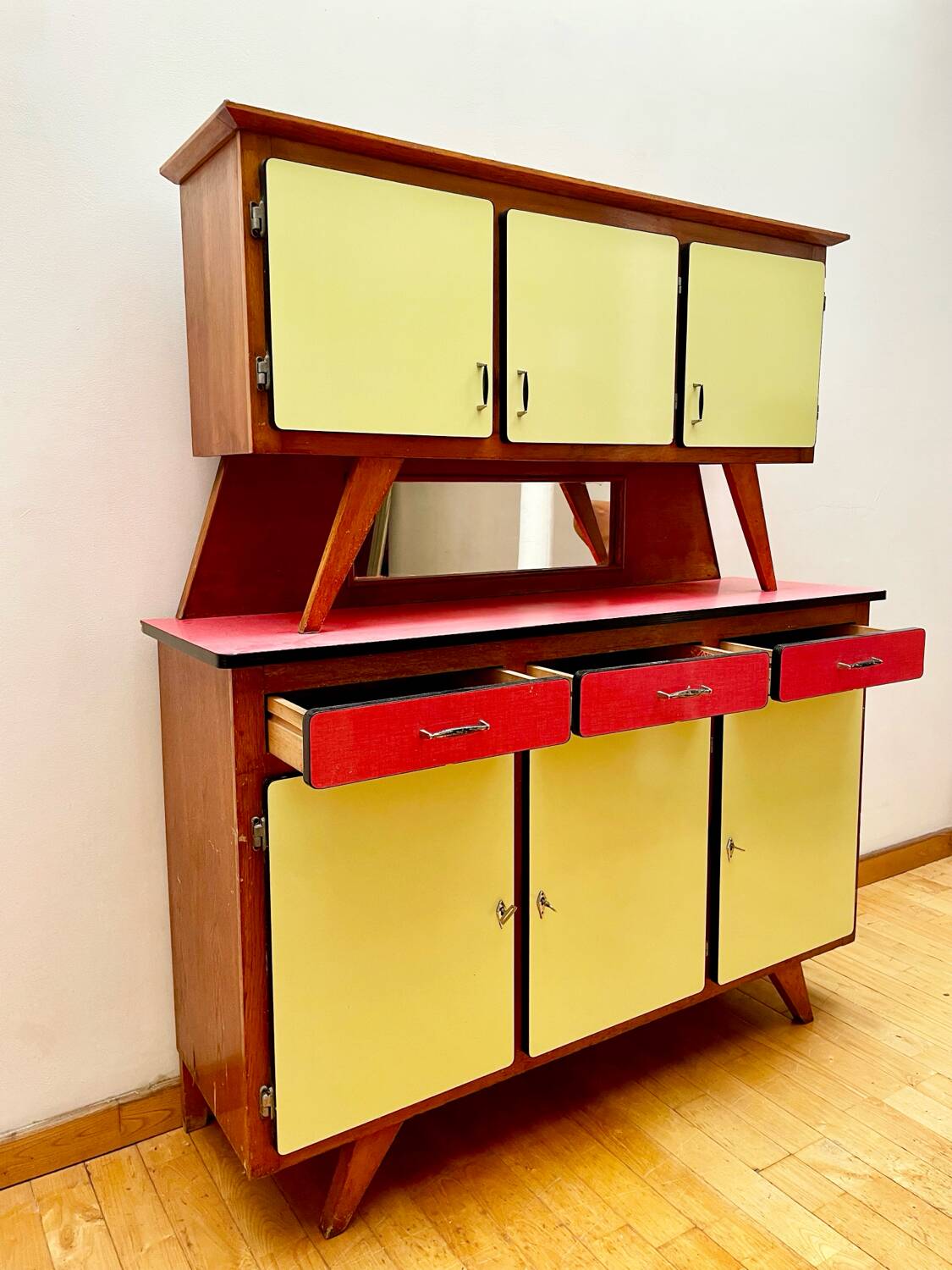 Buffet, Formica dresser, 1970s