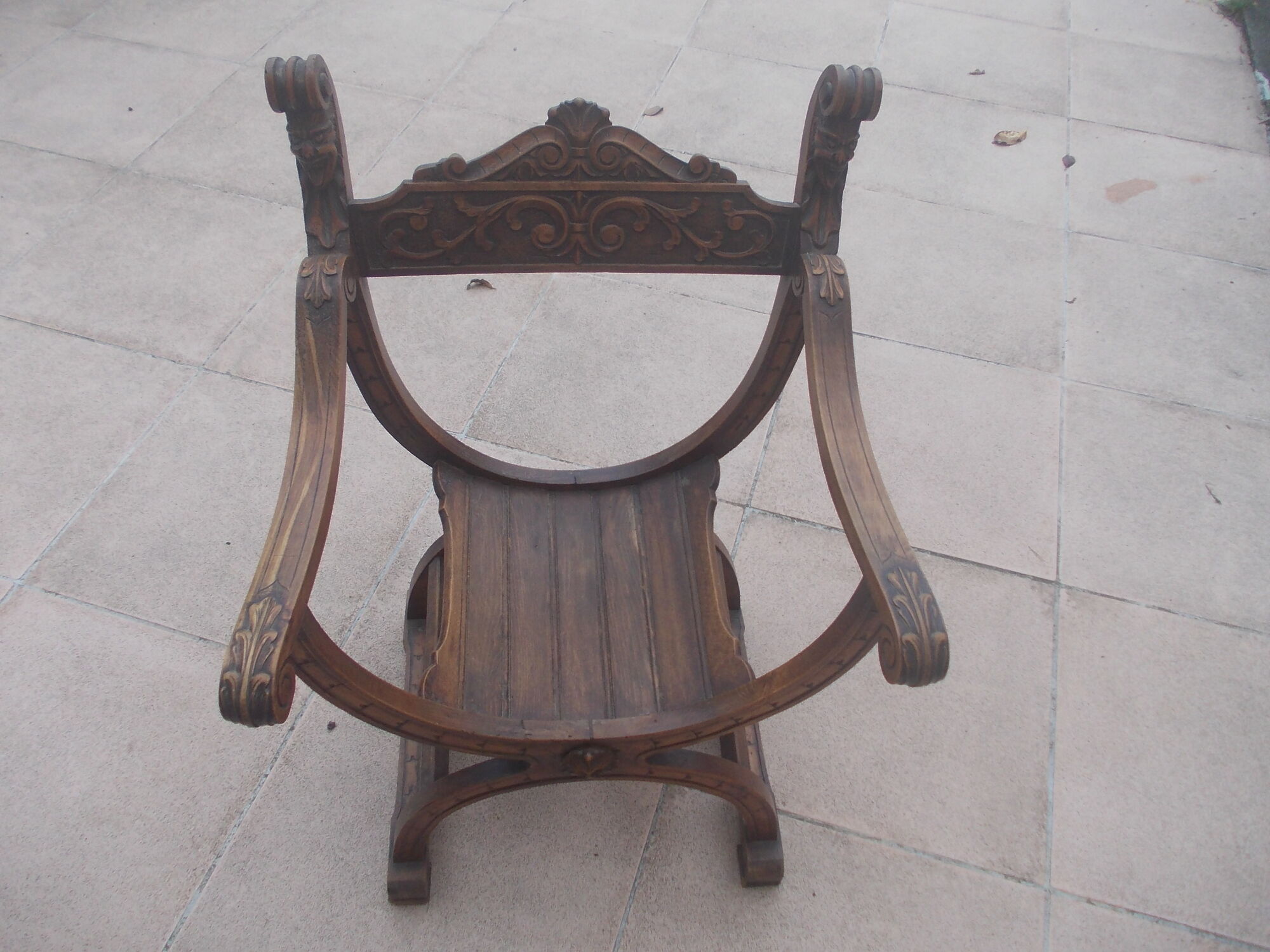 Dagobert curl chair neo renaissance late 19th century