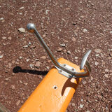 School wall door - 11-patère orange rail