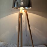 ash tripod lamp and lampshade silver-effect transparent appearance once the lamp is turned on