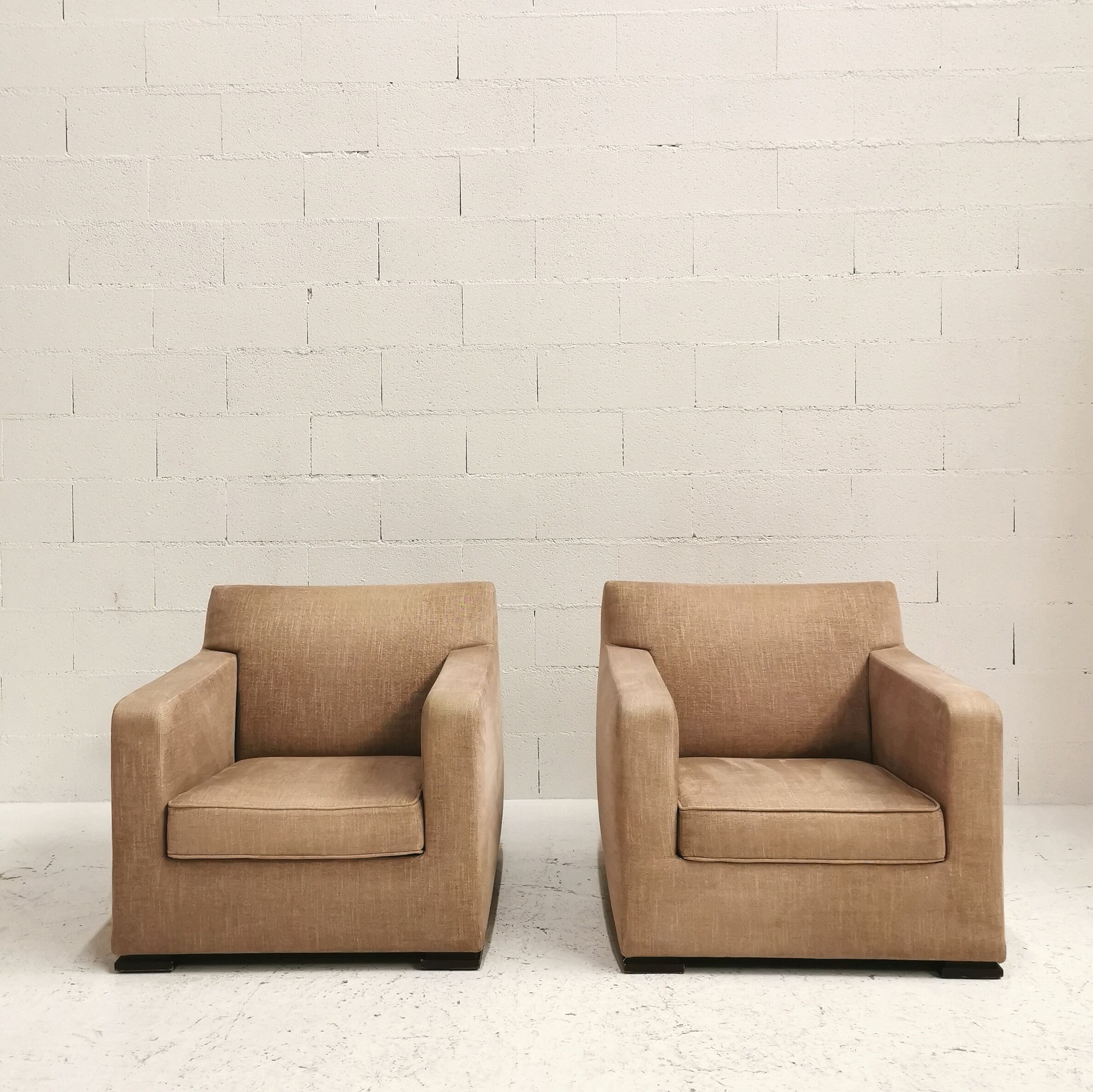 Paire de fauteuils contemporains, Ligne Roset