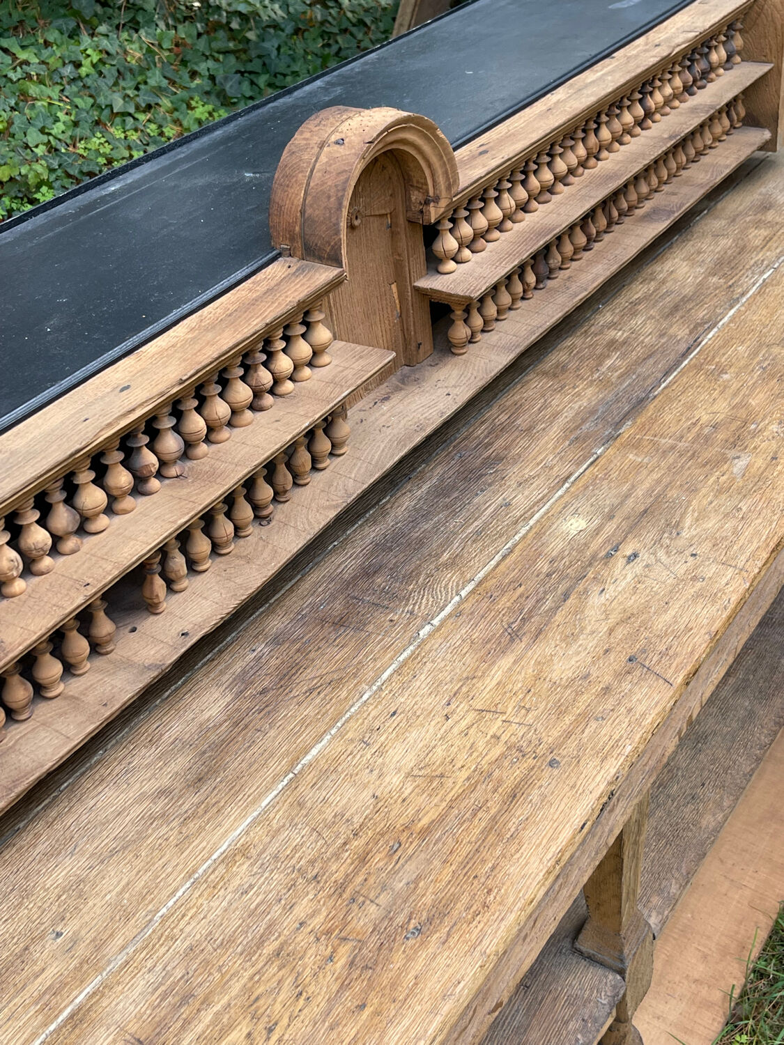 Draper's table display stand