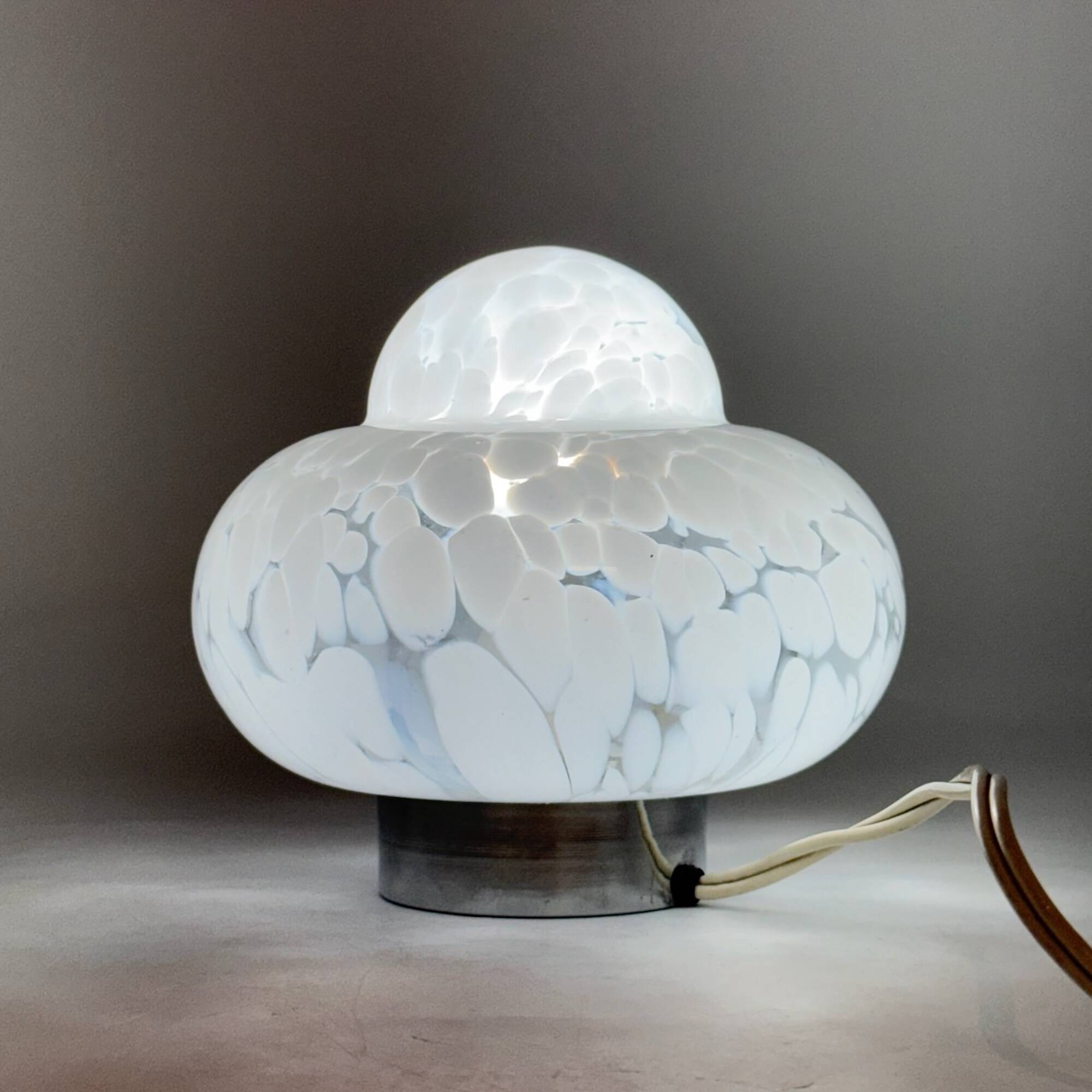 Lampe de table UFO en verre marbré, années 1960