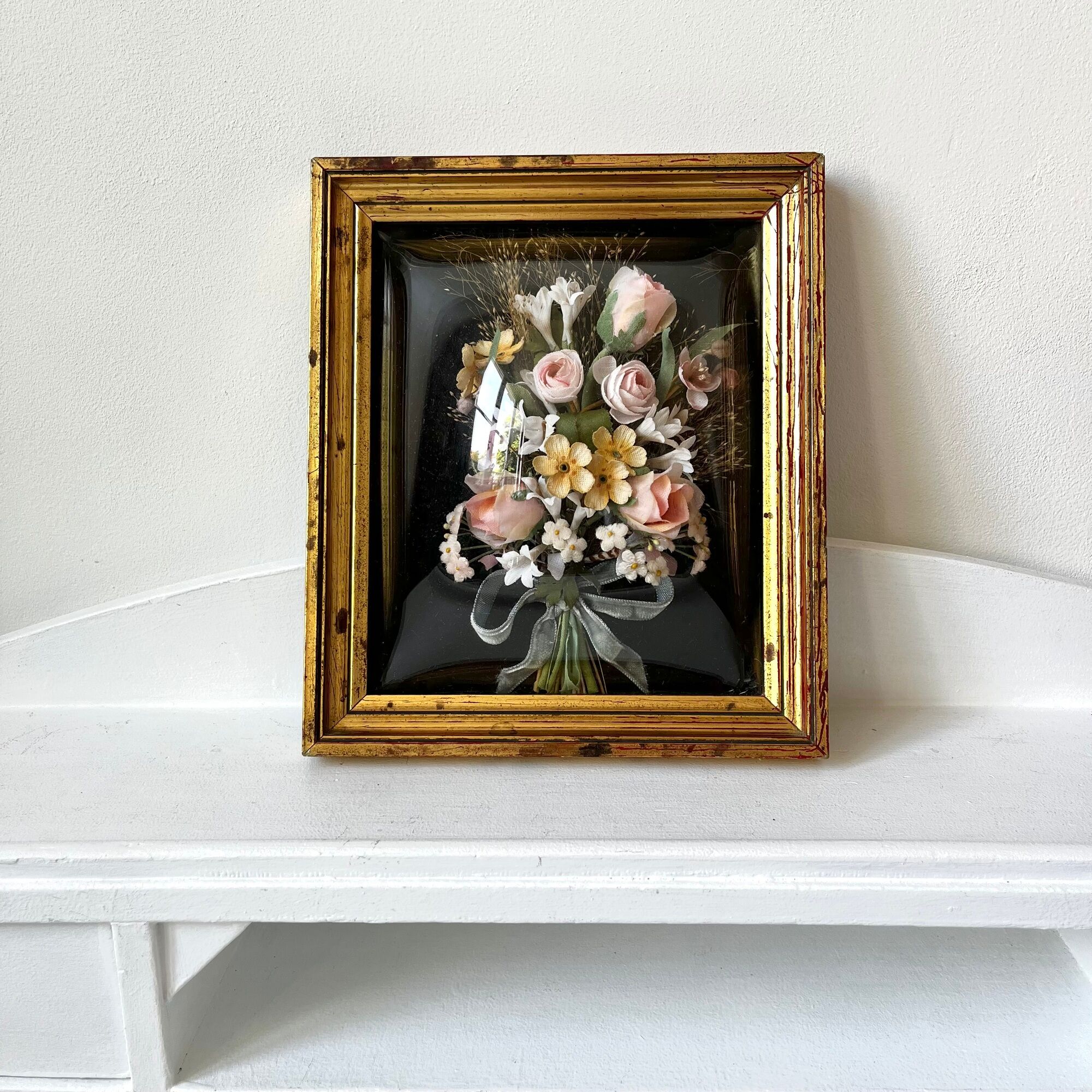 Old frame curved glass square dried flowers and fabric