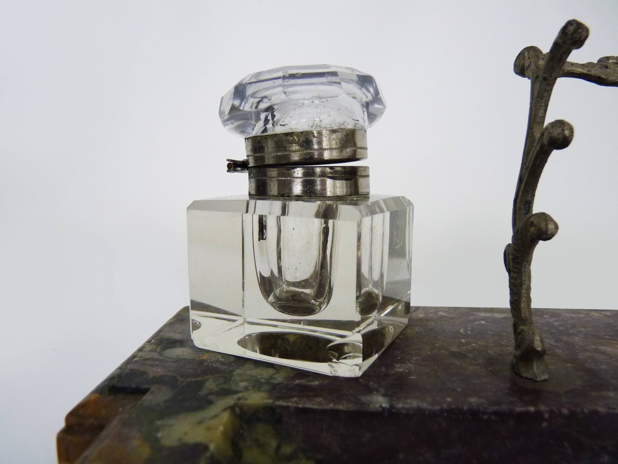 Inkwell nineteenth in marble and glass bottle
