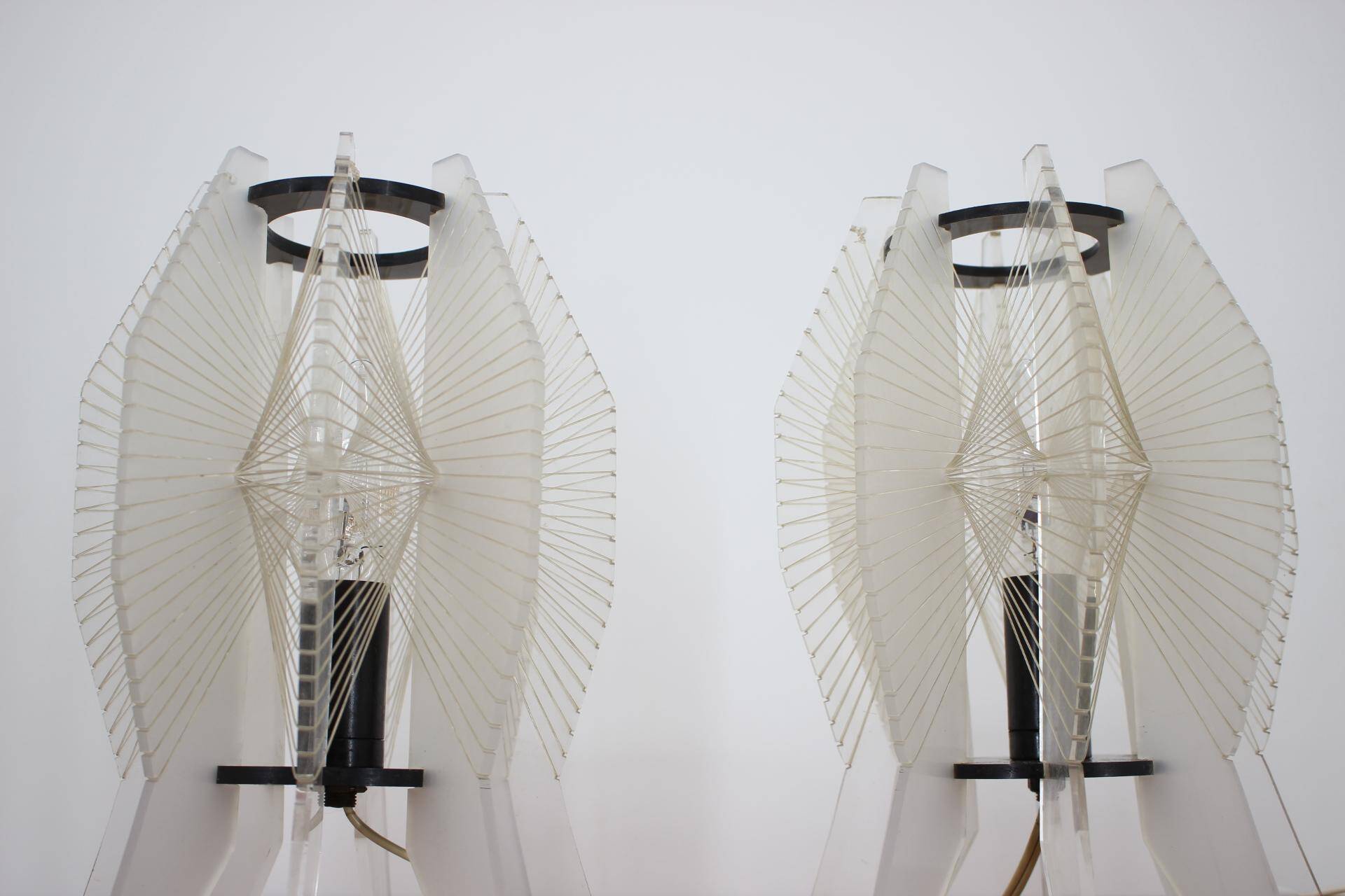Pair of Space Age Plexiglass Table Lamps, 1970s
