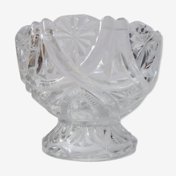 Molded crystal cup