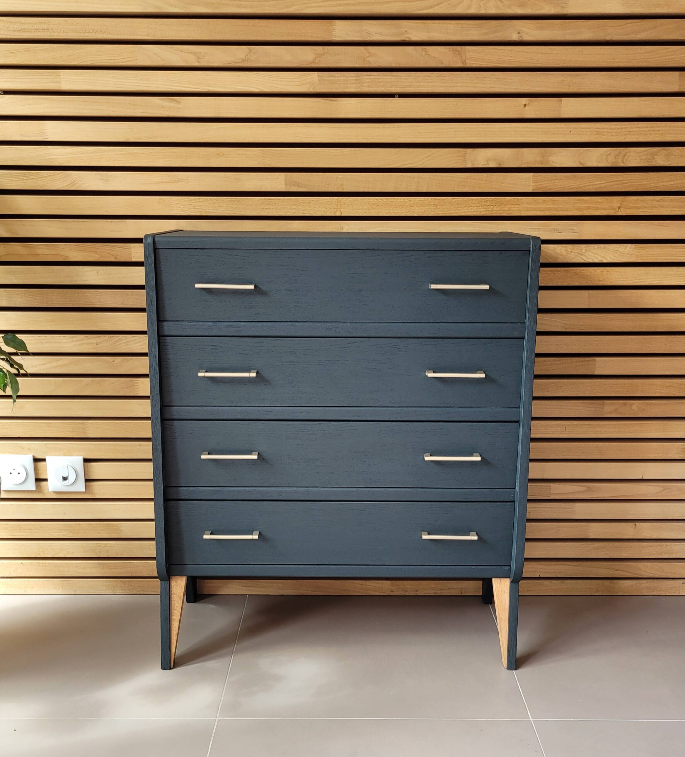 Scandinavian vintage chest of drawers