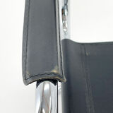 Ensemble de deux chaises cantilever, Italie