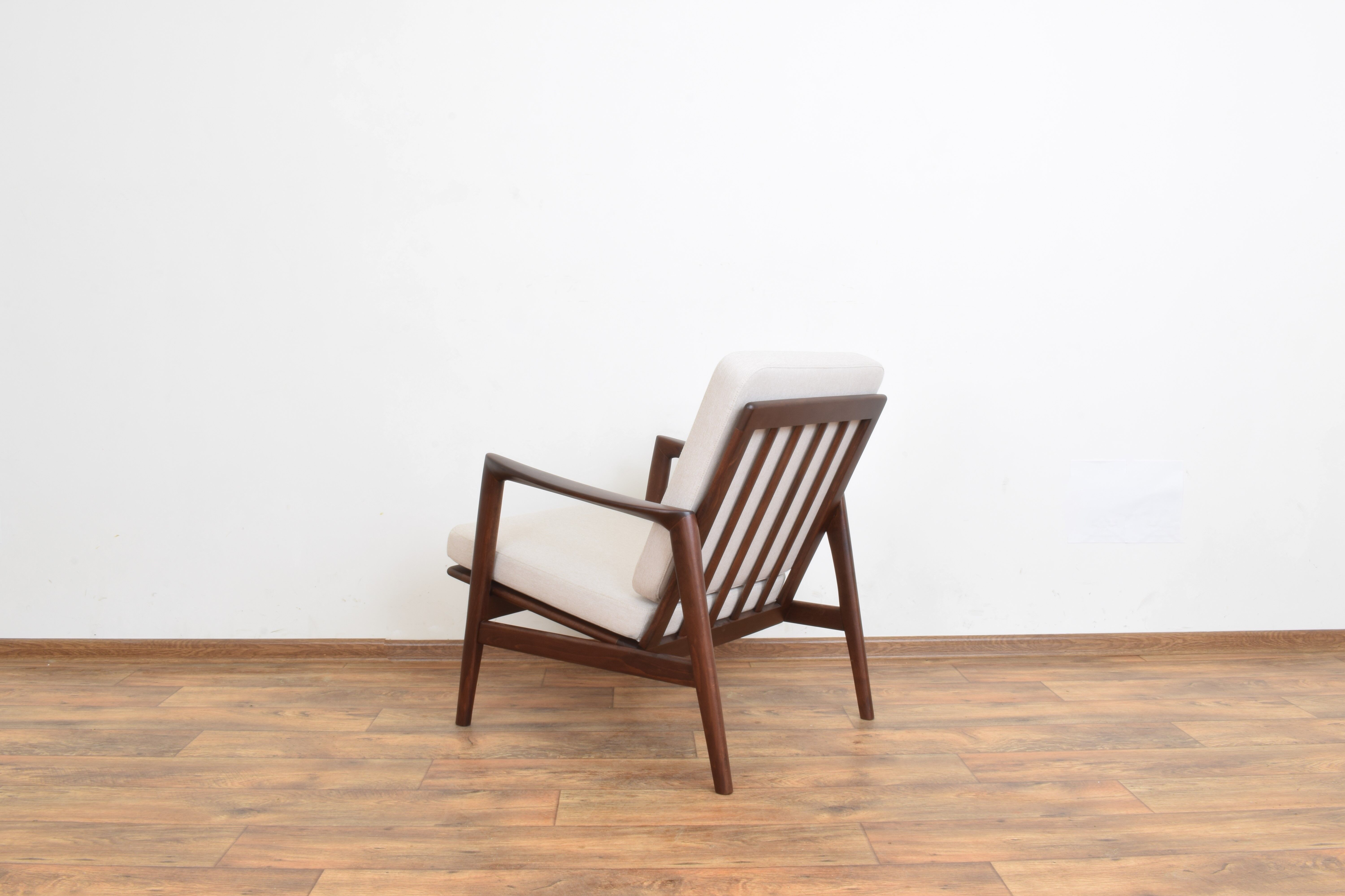 Mid-Century Polish Lounge Chairs „Stefan”, 1960