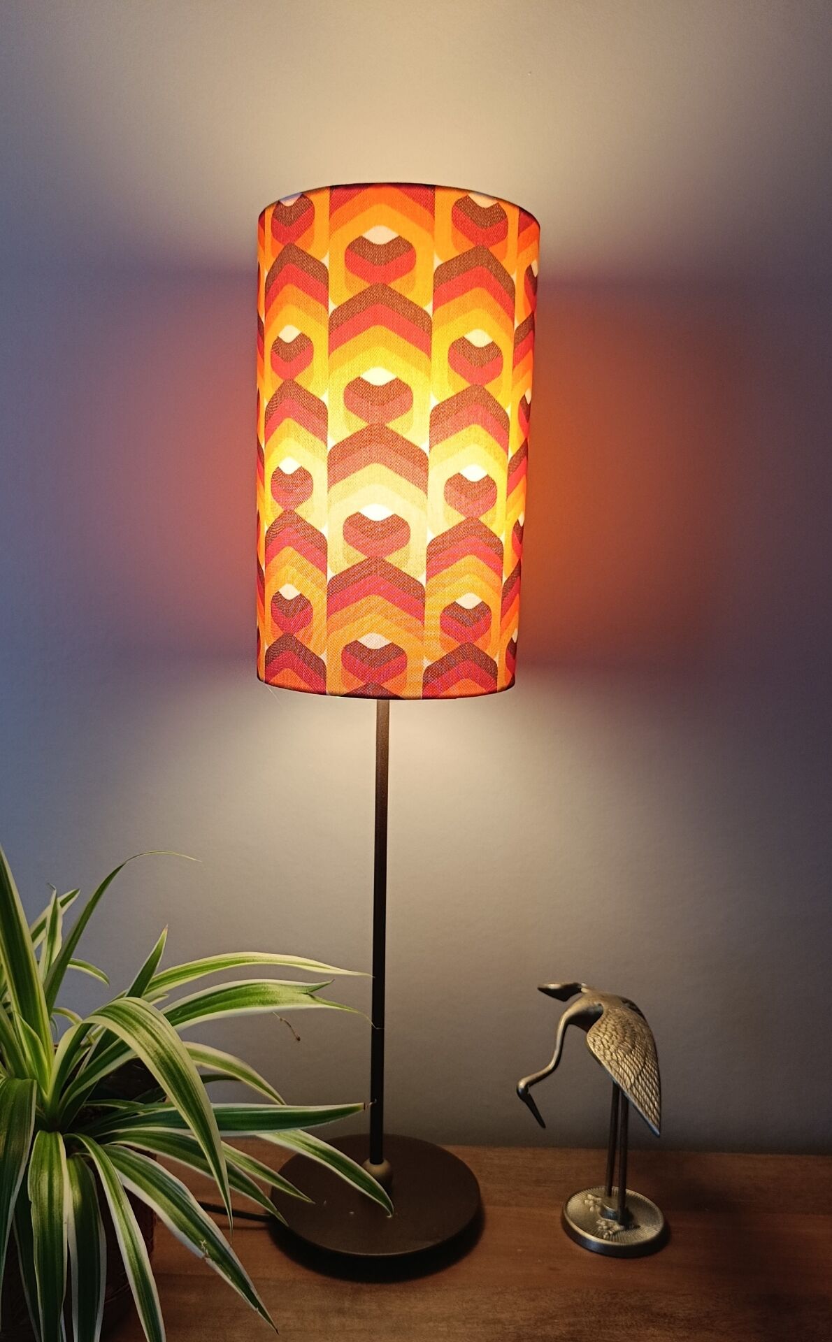 table lamp metal | geometric printed lampshade seventies style