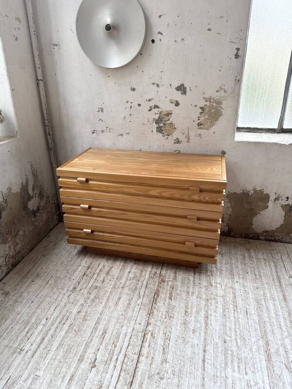 Commode en orme massif Maison Regain