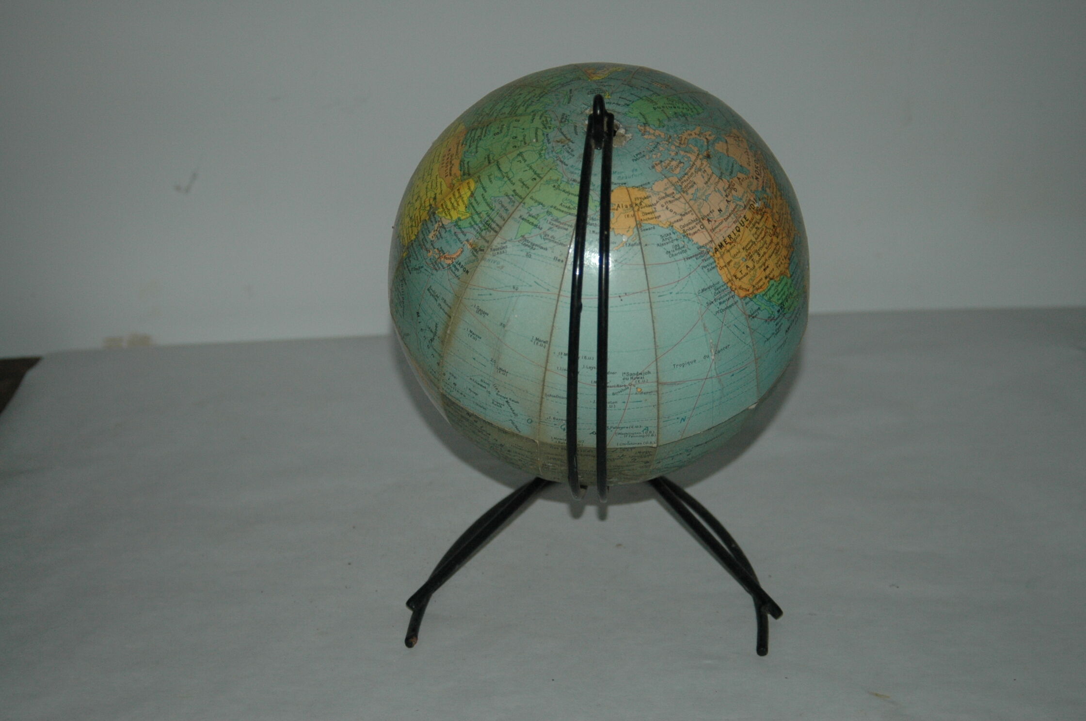 Globe land map Girard Barrere to 1960 design 60s