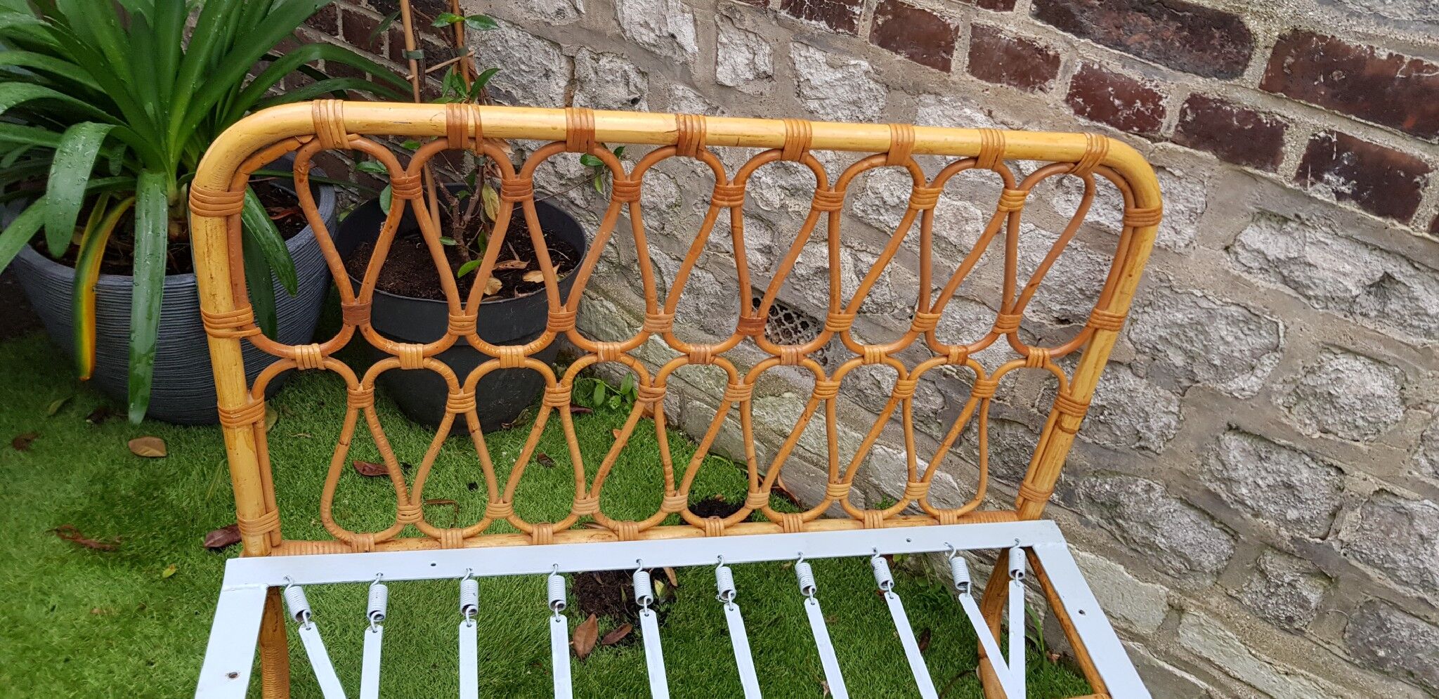 Bed rattan circa 1960