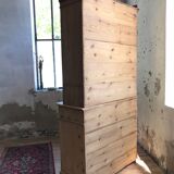 Buffet two bodies in raw pine