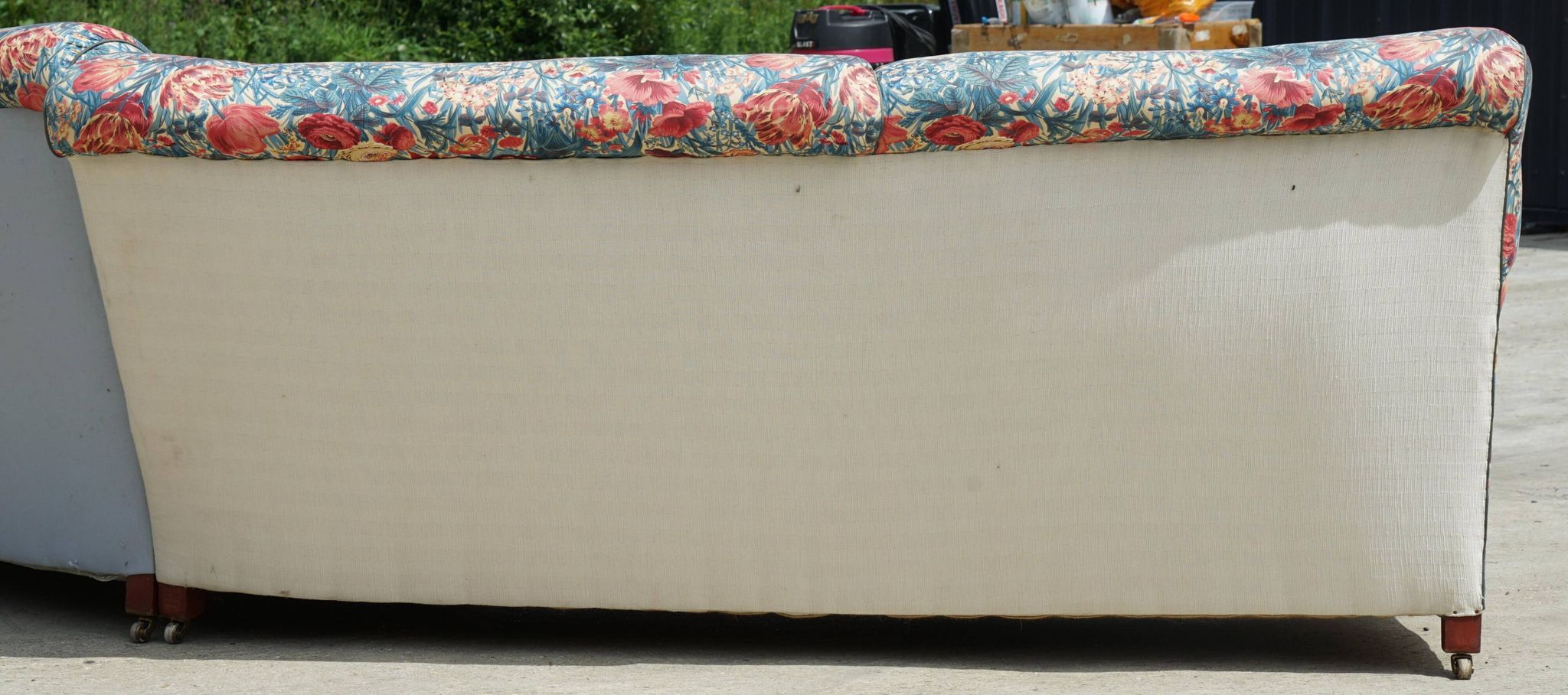 Vintage Howard & Son's London Bridgewater 5-seater fabric corner sofa.