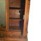 Armoire étagère en chêne tête de lion