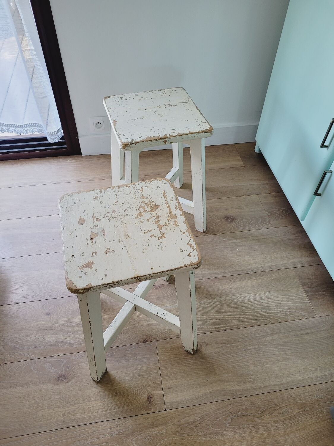 Wood workshop stool
