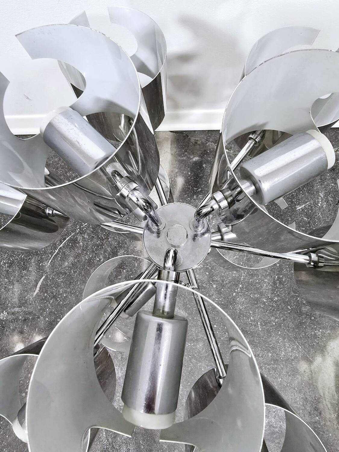 Lustre Space Age, Italie, années 1970
