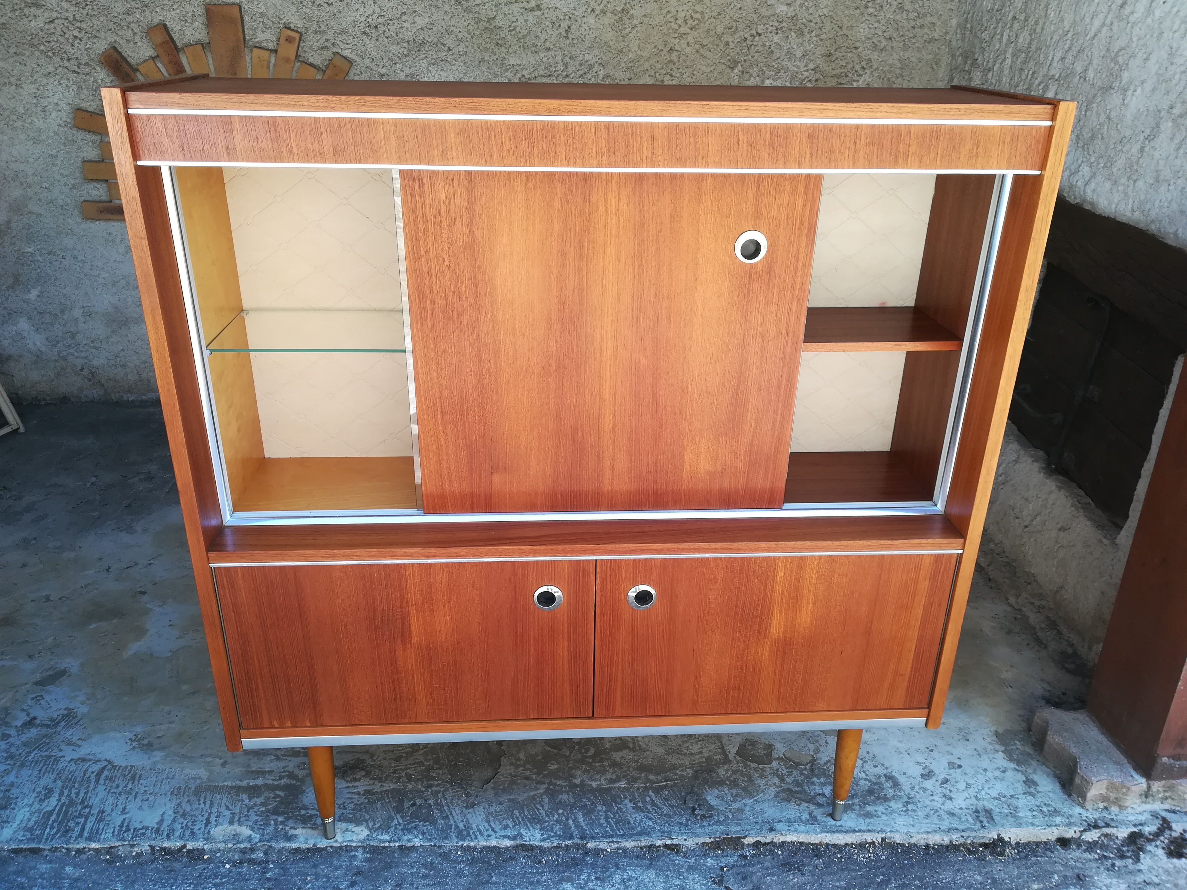 Buffet showcase of the 60/70 years