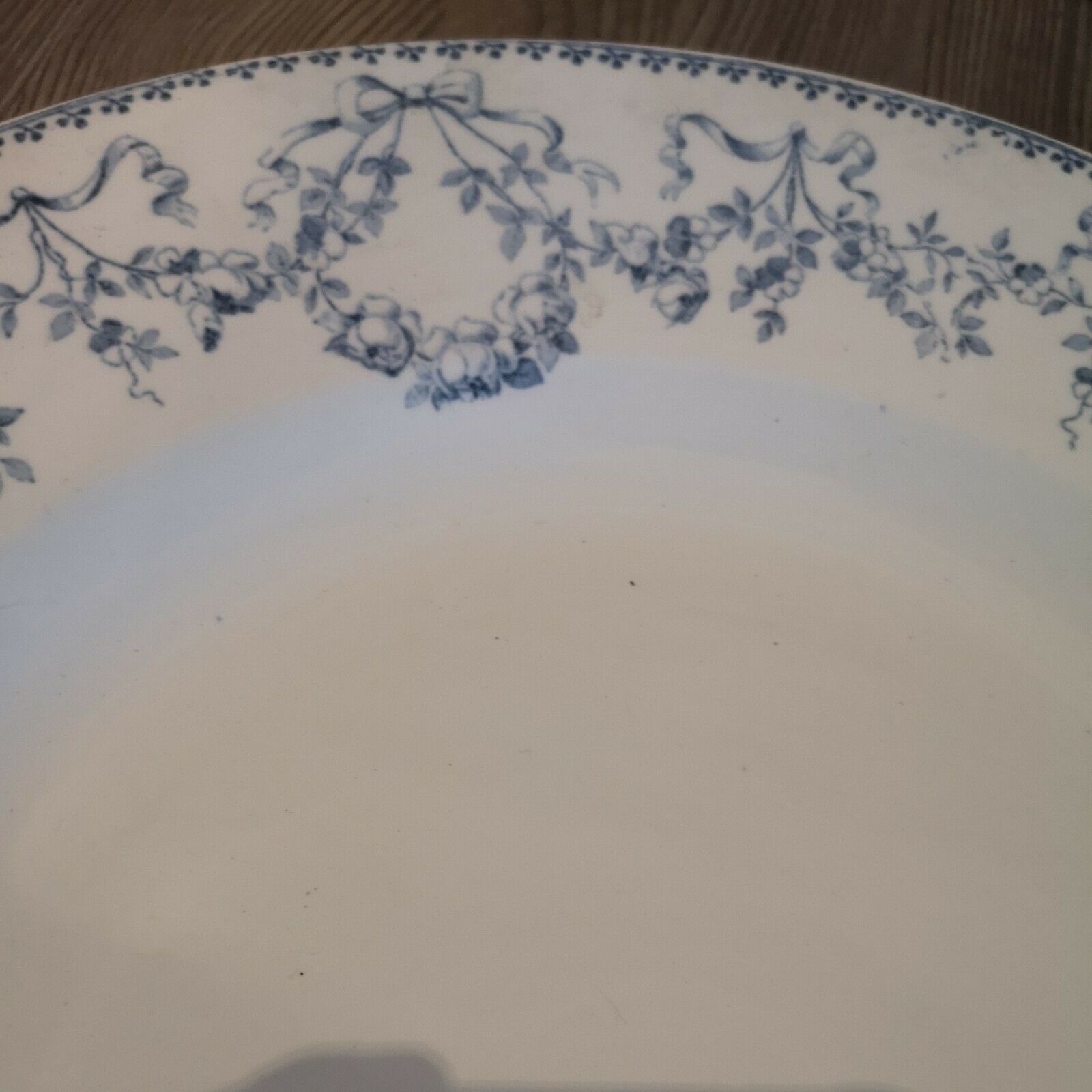 Round dish in Earthenware Sarreguemines Model Mozart