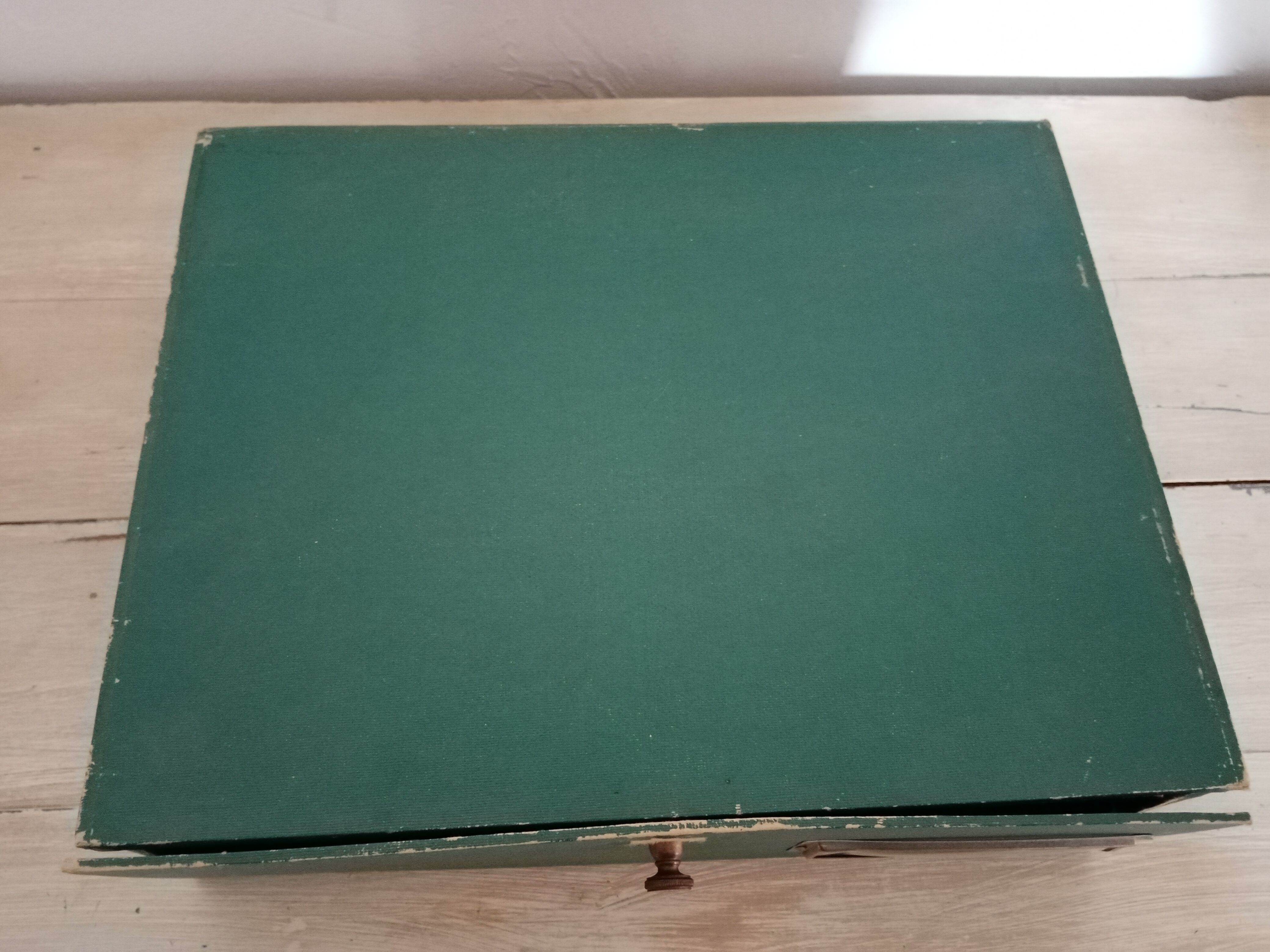 Cardboards