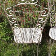 Chaises métal perforé trèfle dossier haut années 50 Set de 2
