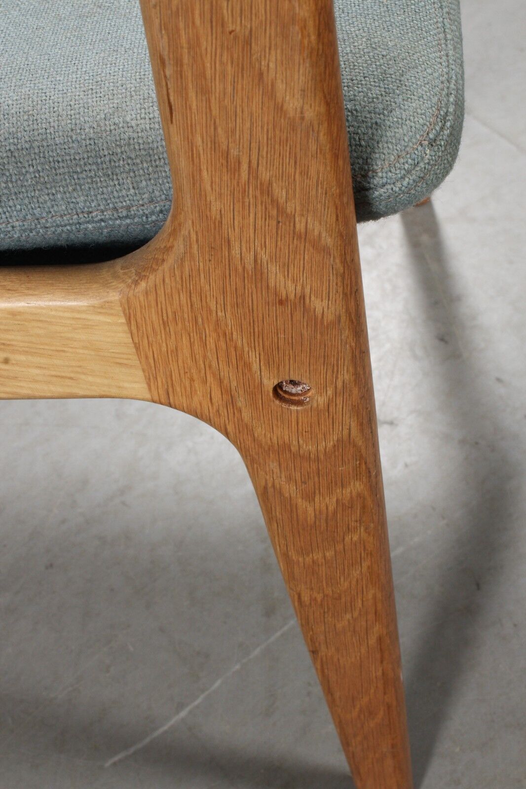 Fauteuil à haut dossier, chêne
