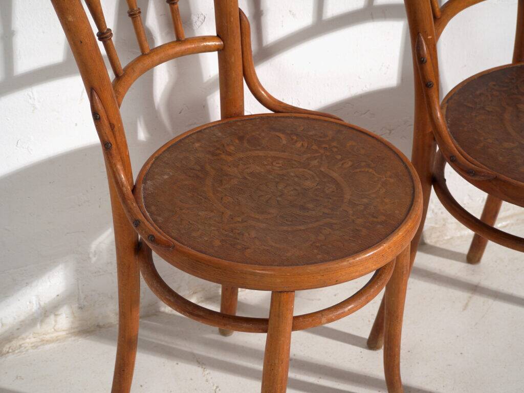 Set of 2 antique bentwood chairs – Central Europe, circa 1900