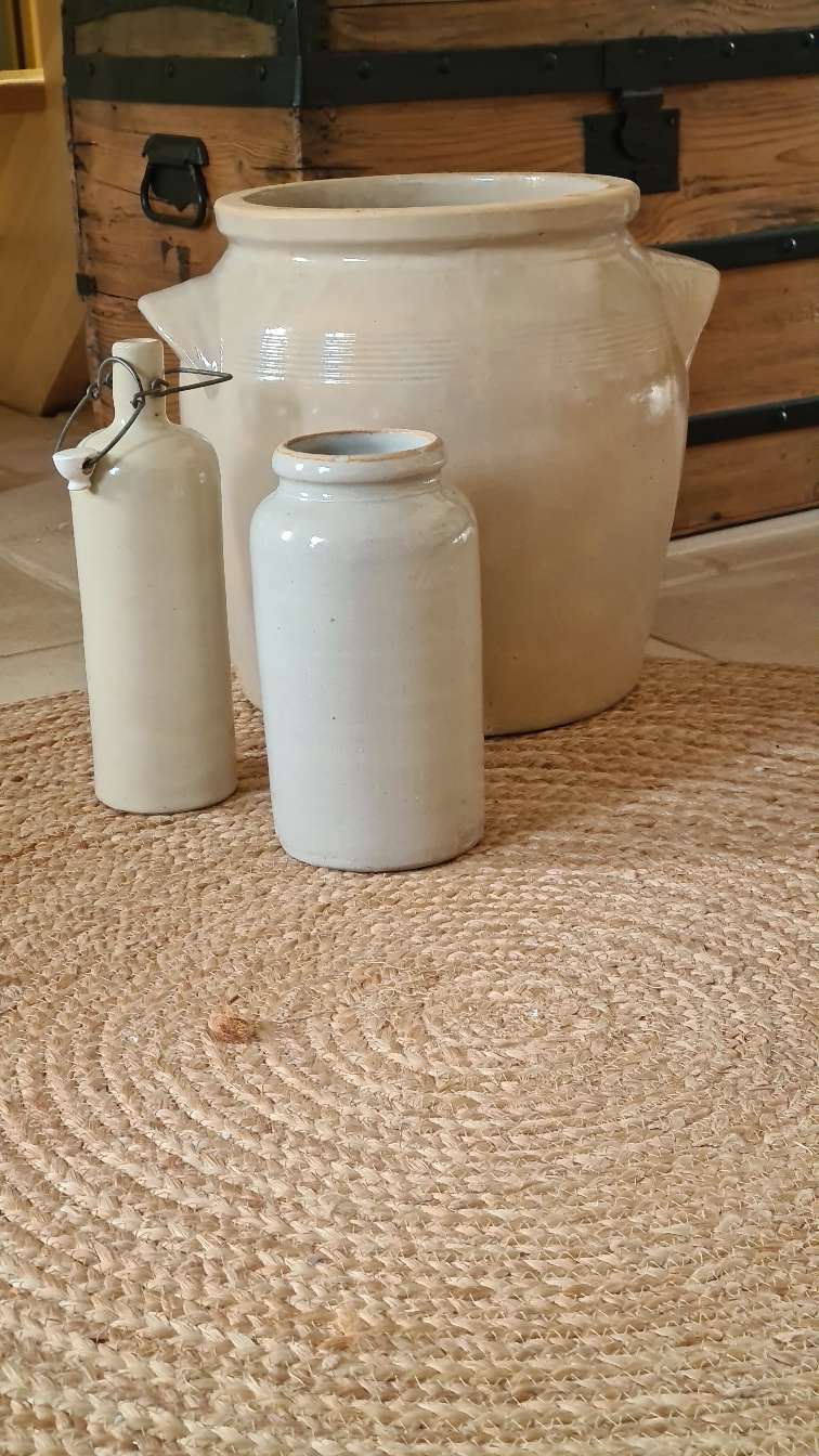 Sandstone jar Pont des Vernes 50s