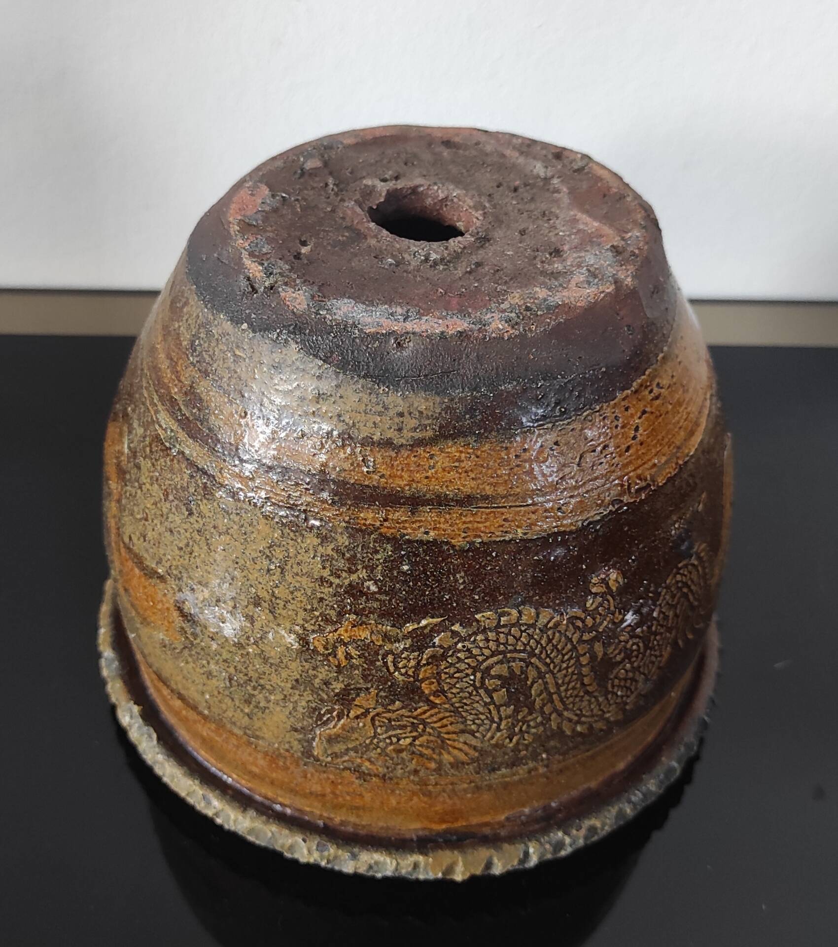 Vintage cache-pot in glazed stoneware