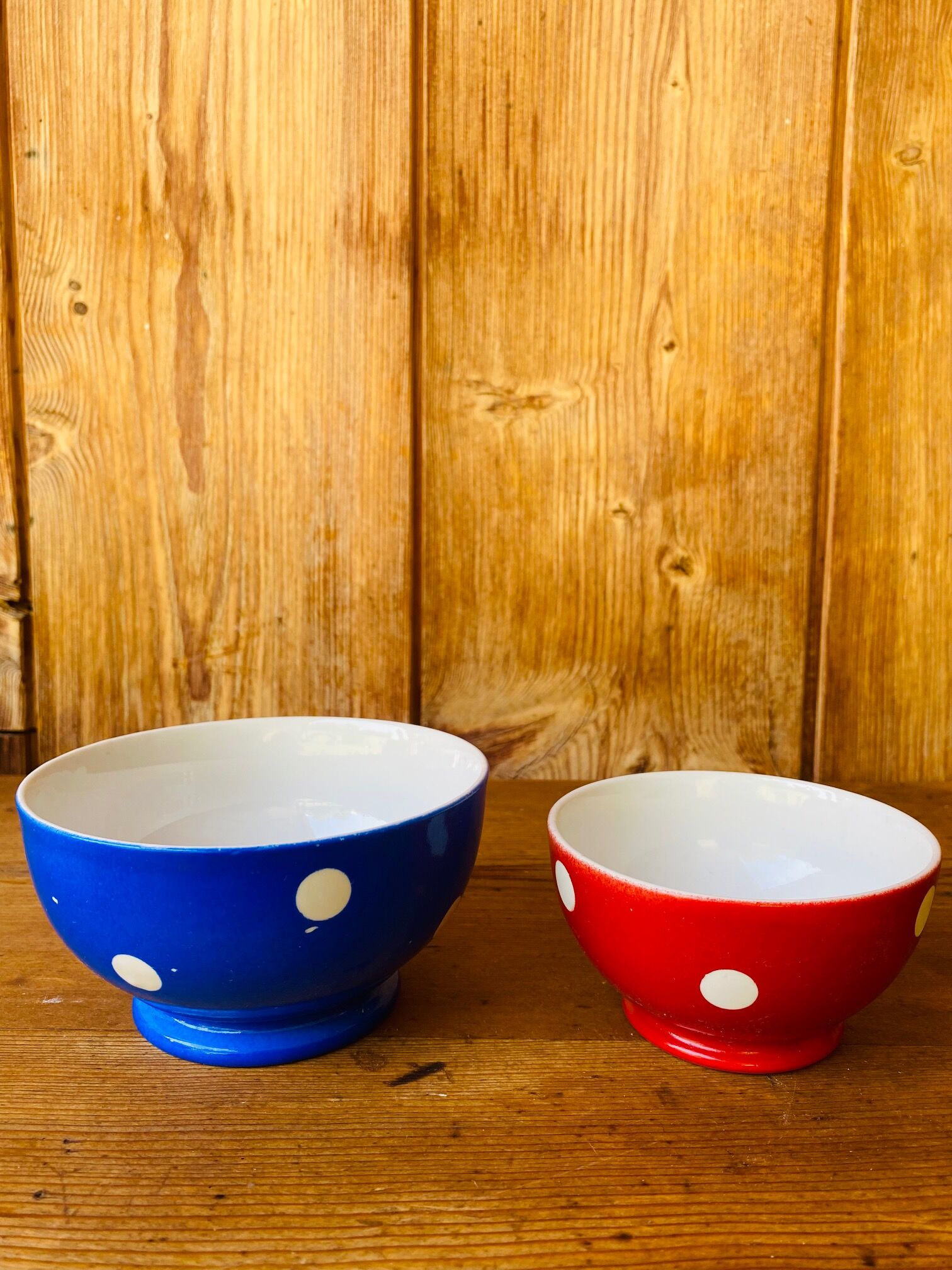 Porcelain bowls Longchamps polka dots