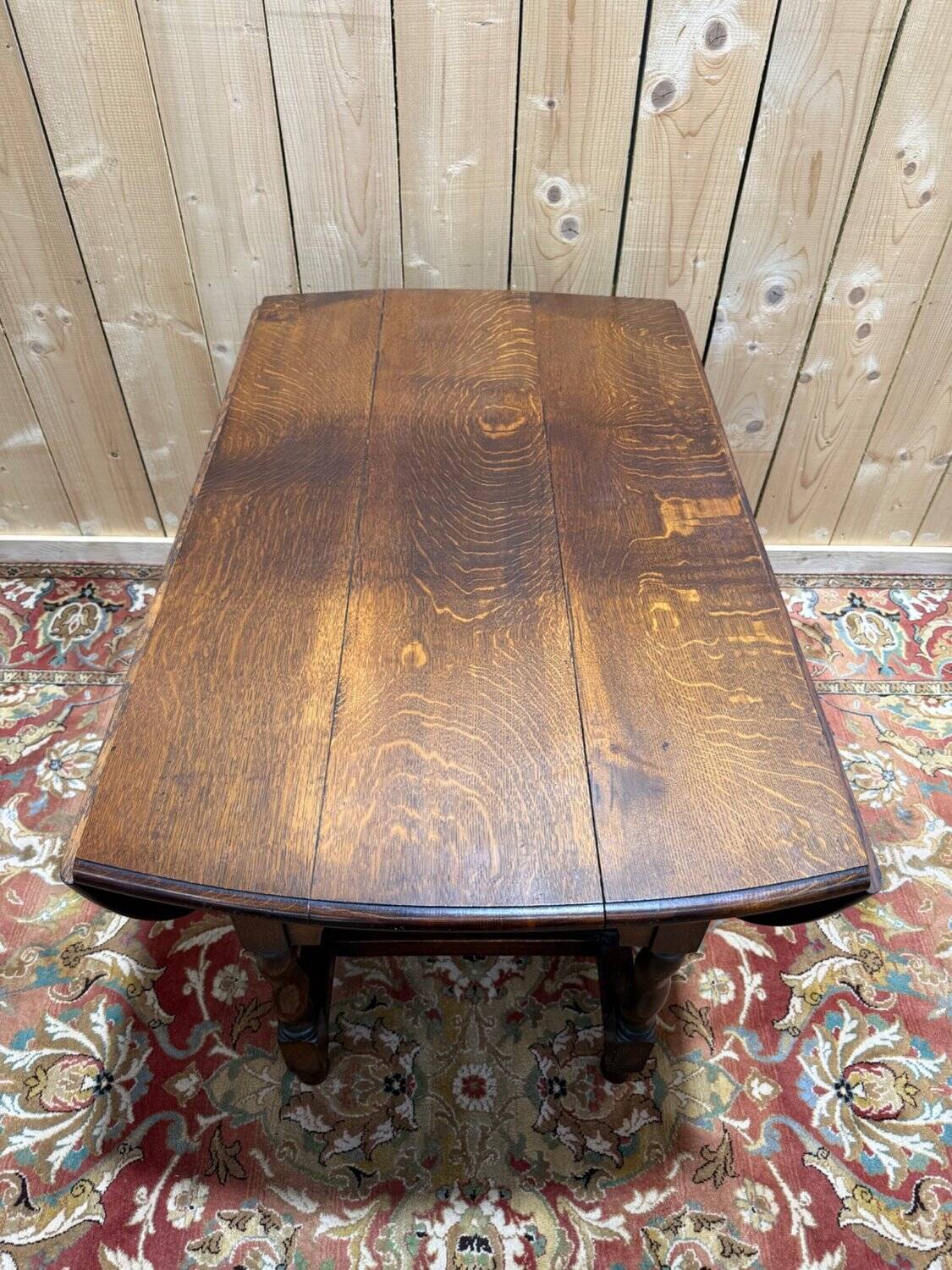 Gateleg Table – Jacobean Style – Thos Turner Manchester – Solid Oak