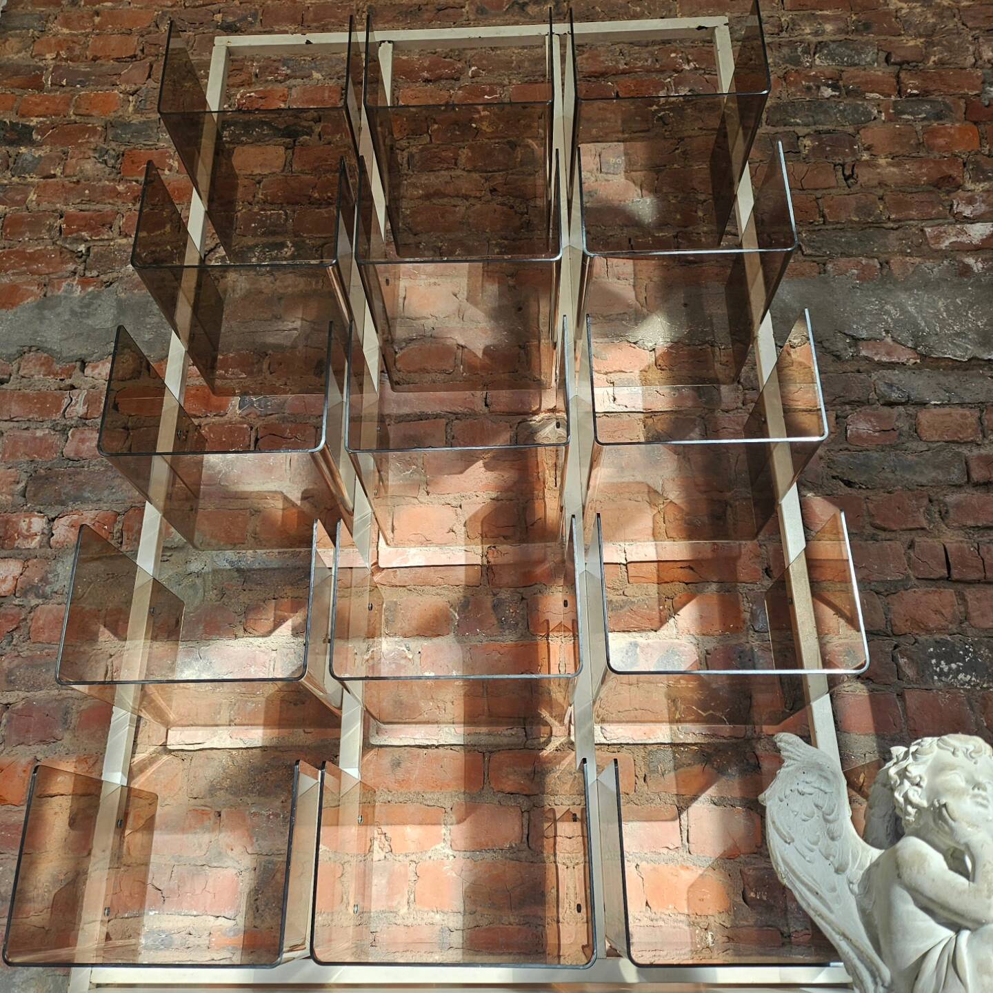 Plexiglass shelf & funky 70s