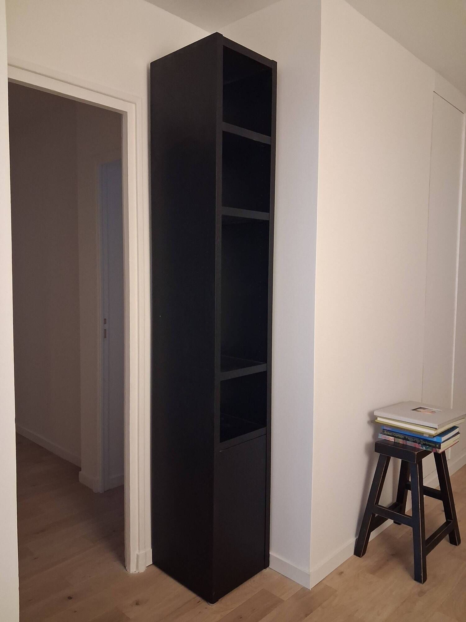 Bo Concept column