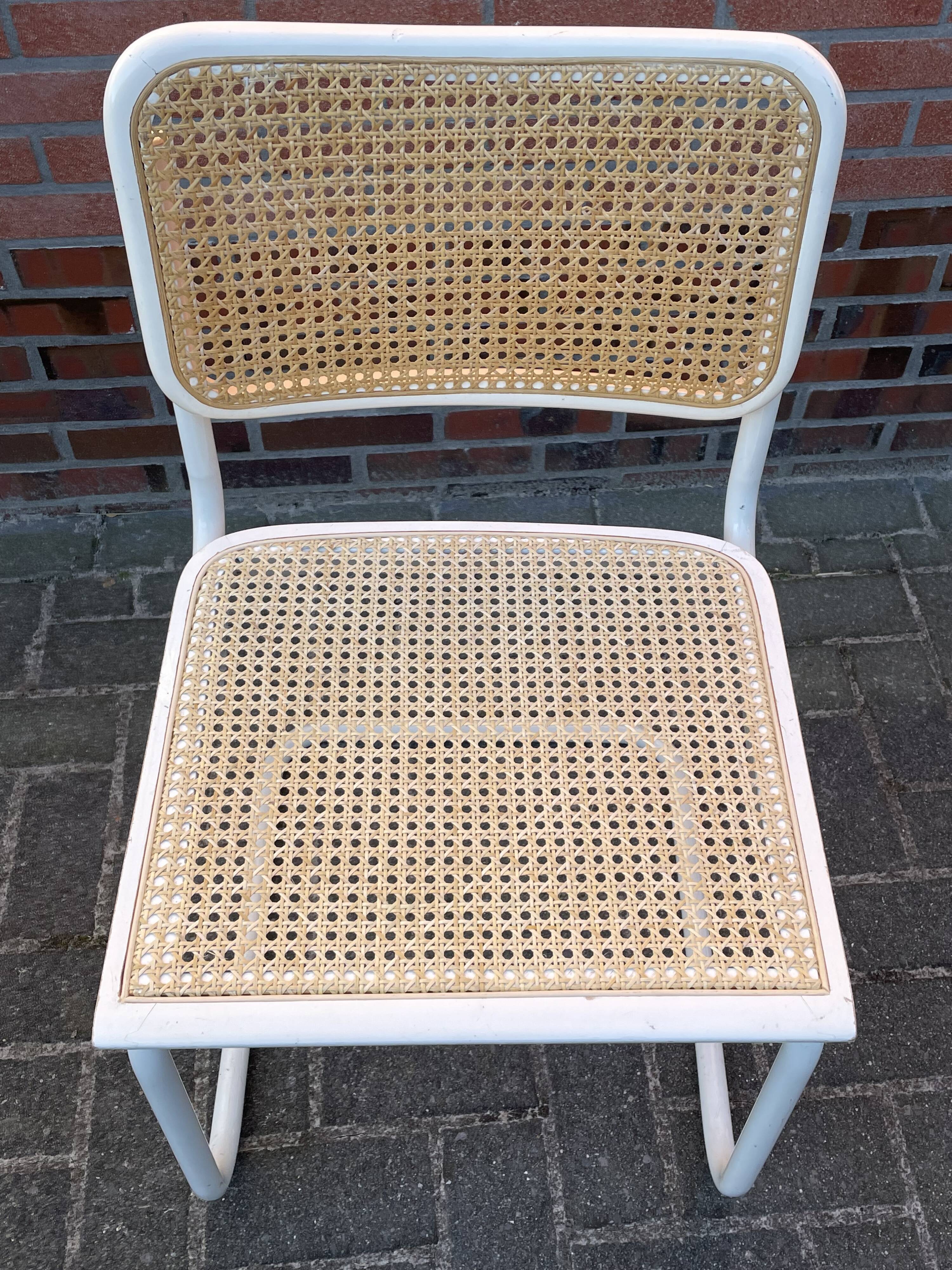 Cesca design chair b32 model in white