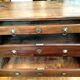 Jumping chest of drawers with 3 drawers in solid walnut, Restoration style.