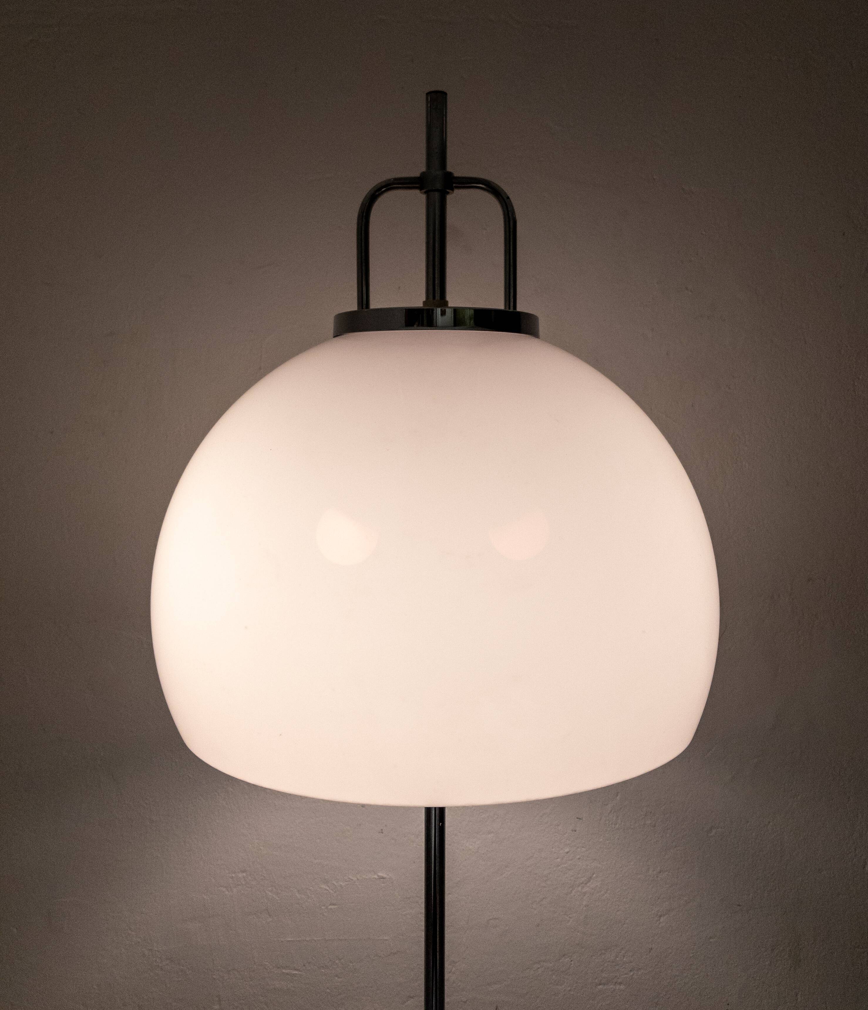 Lampadaire réglable Harvey Guzzini