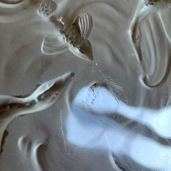 Large bird cup in frosted Art Deco glass, signed Verlys France