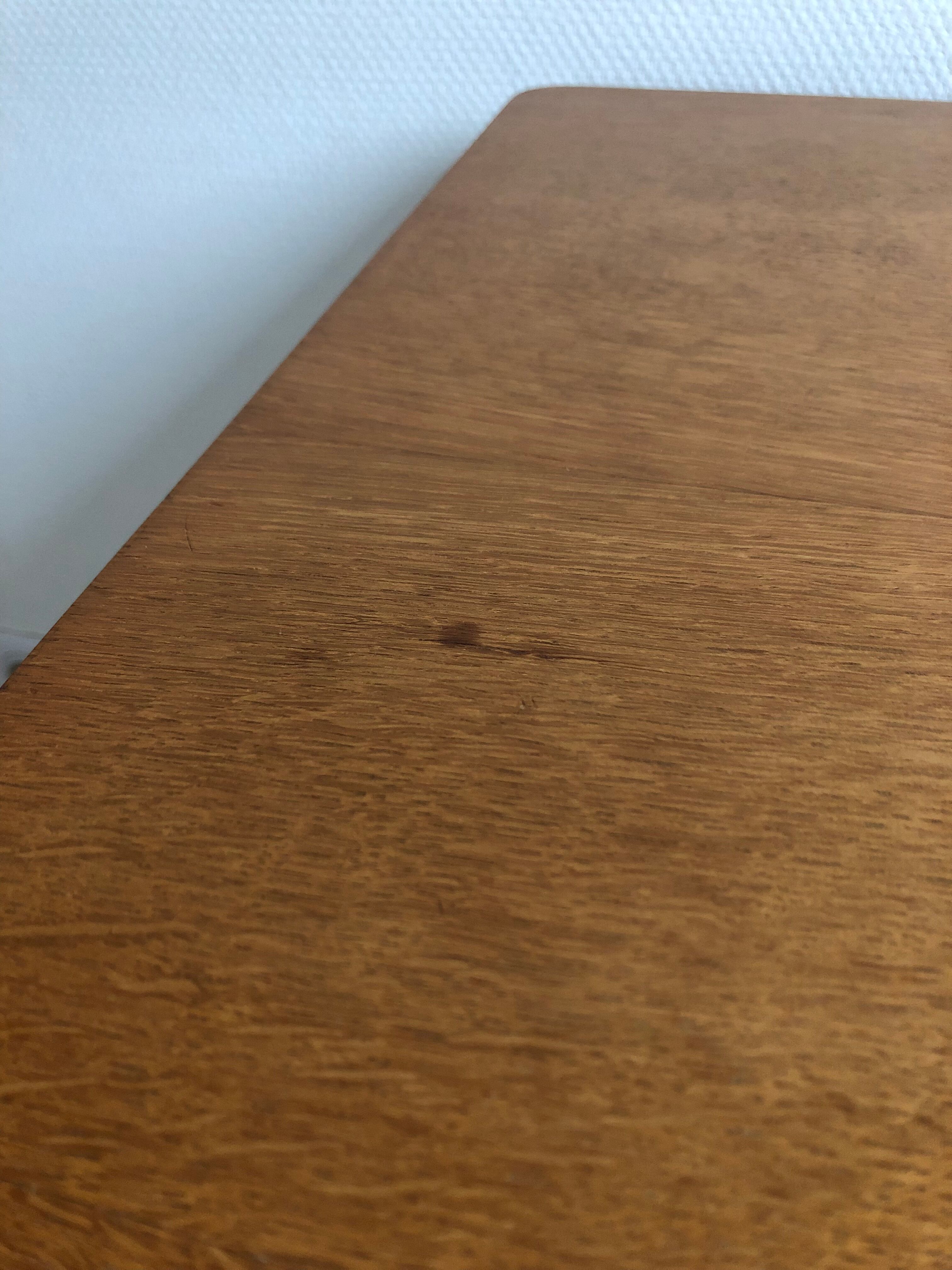 Table vintage