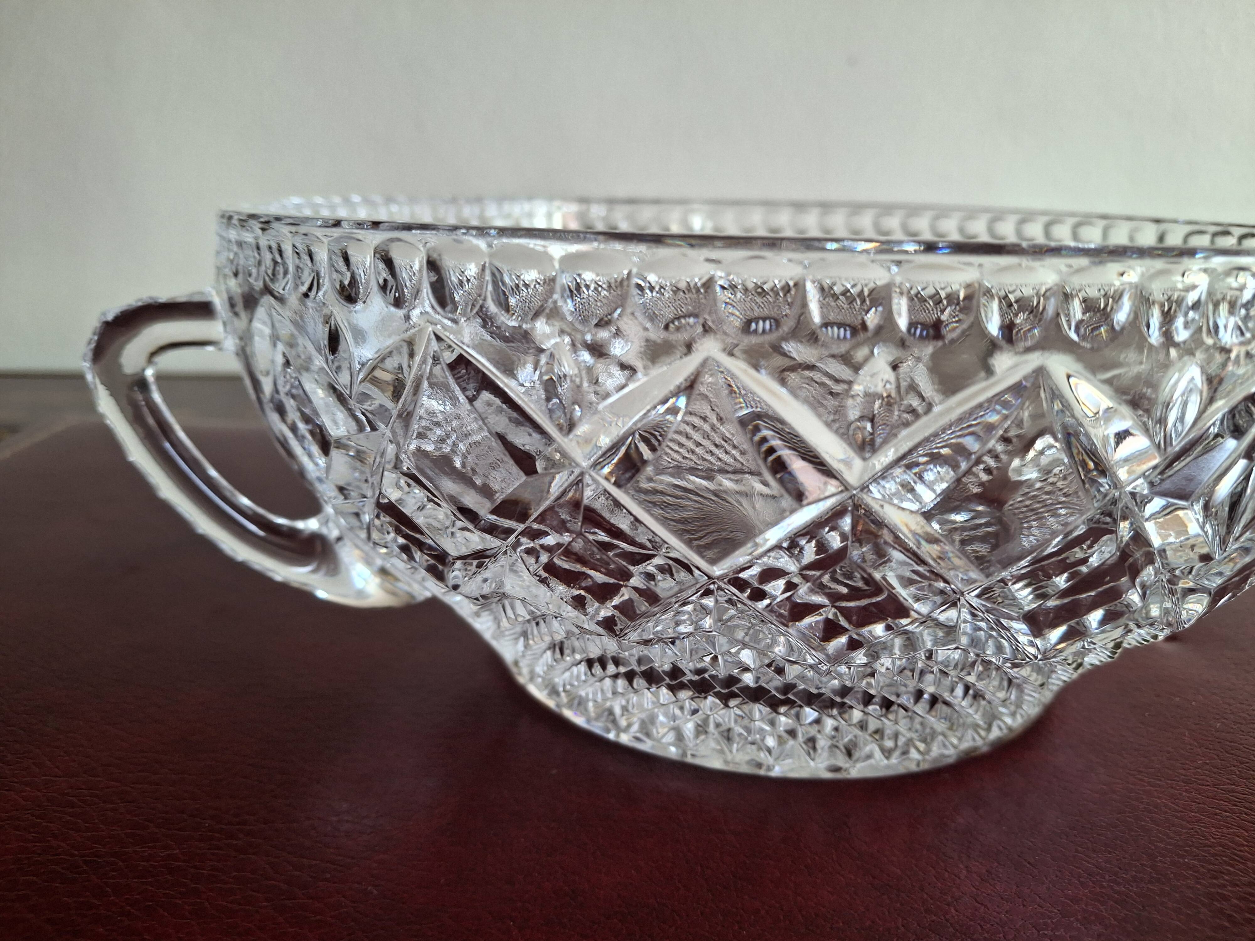 Large crystal bowl with 2 handles, diameter 23 cm, height 9.6 cm