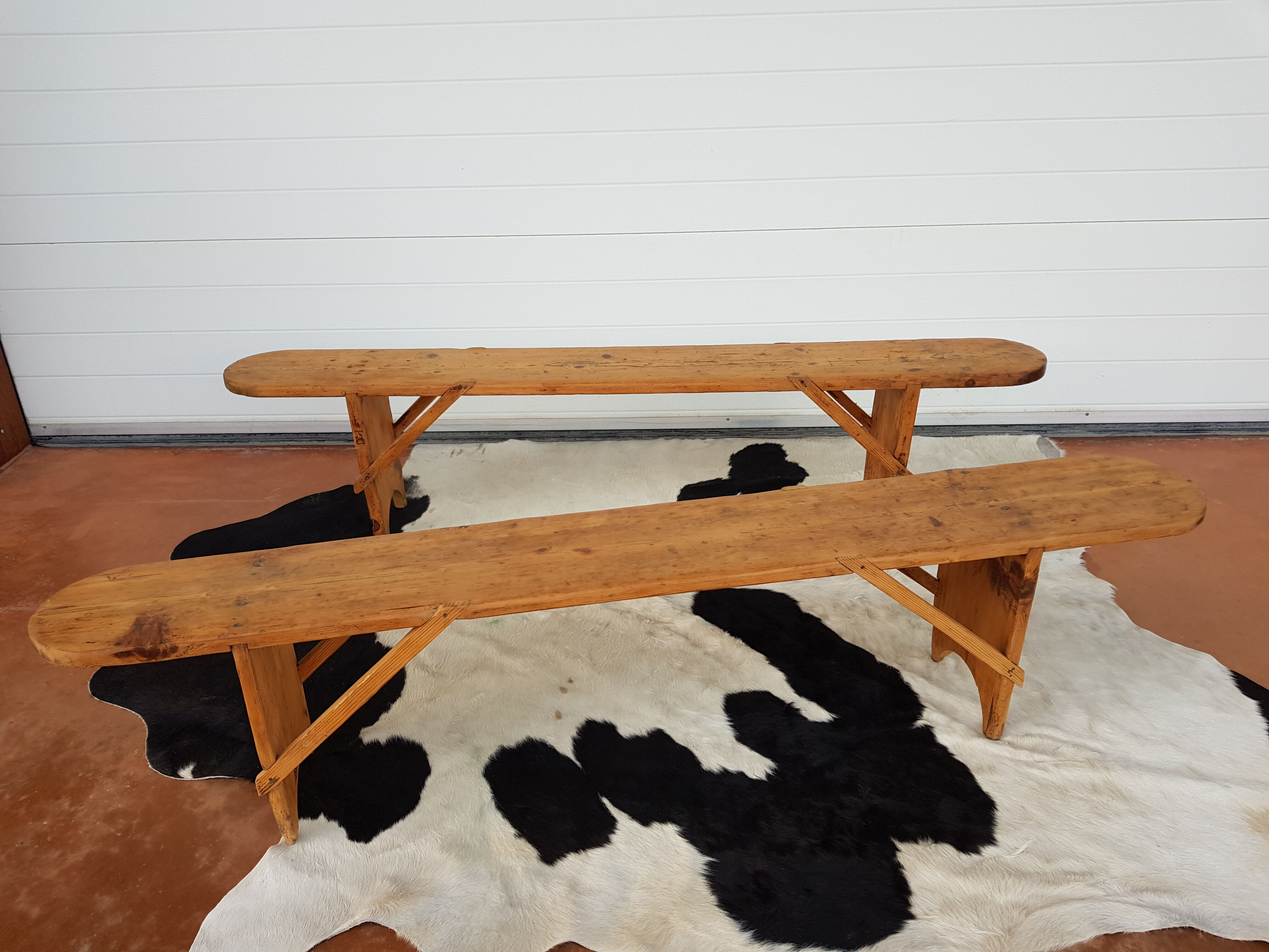 Pair of farm benches in fir late 19th