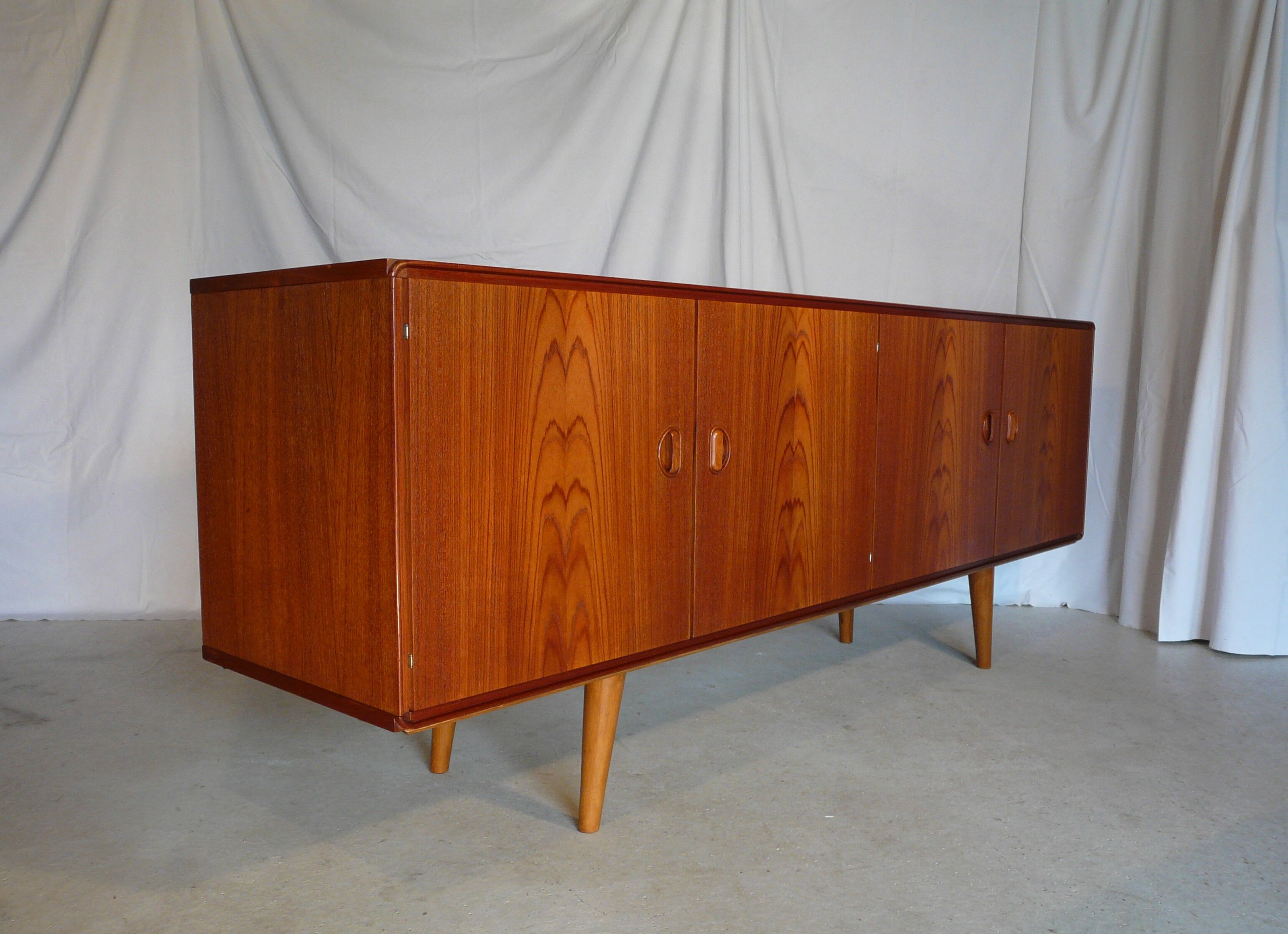 Scandinavian teak enfilade 60s