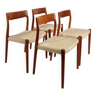 JL Møller chairs