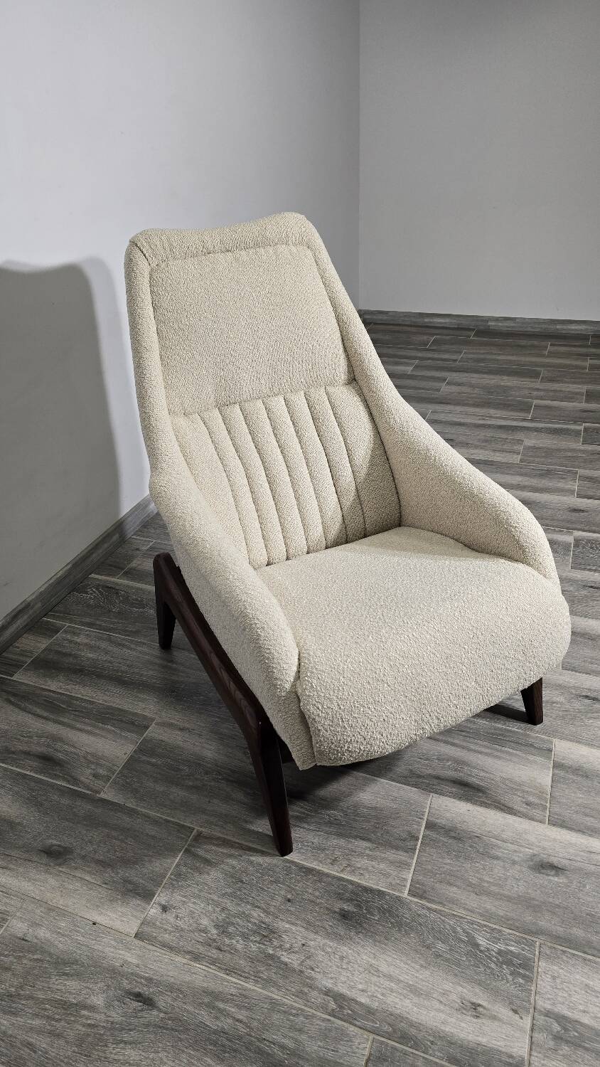 Fauteuil du milieu du siècle