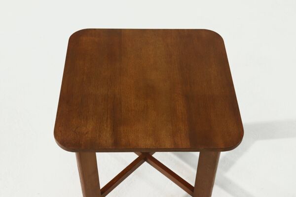 Table d'appoint moderniste en chêne de l'école d'Amsterdam, années 1920